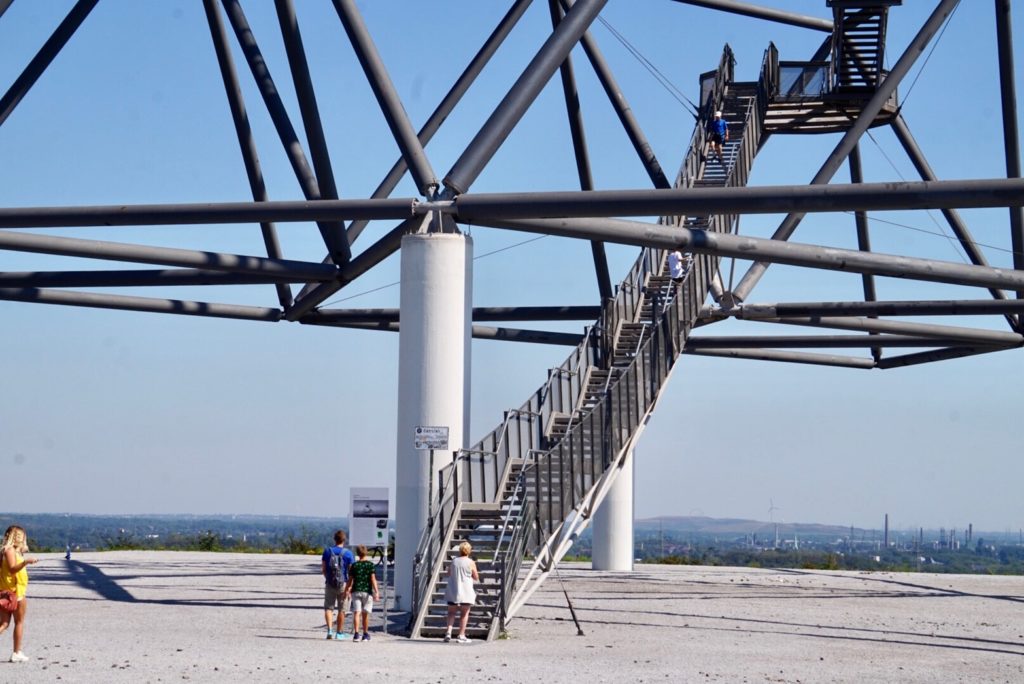 Bottrop Tetraeder ボットロプの四面体